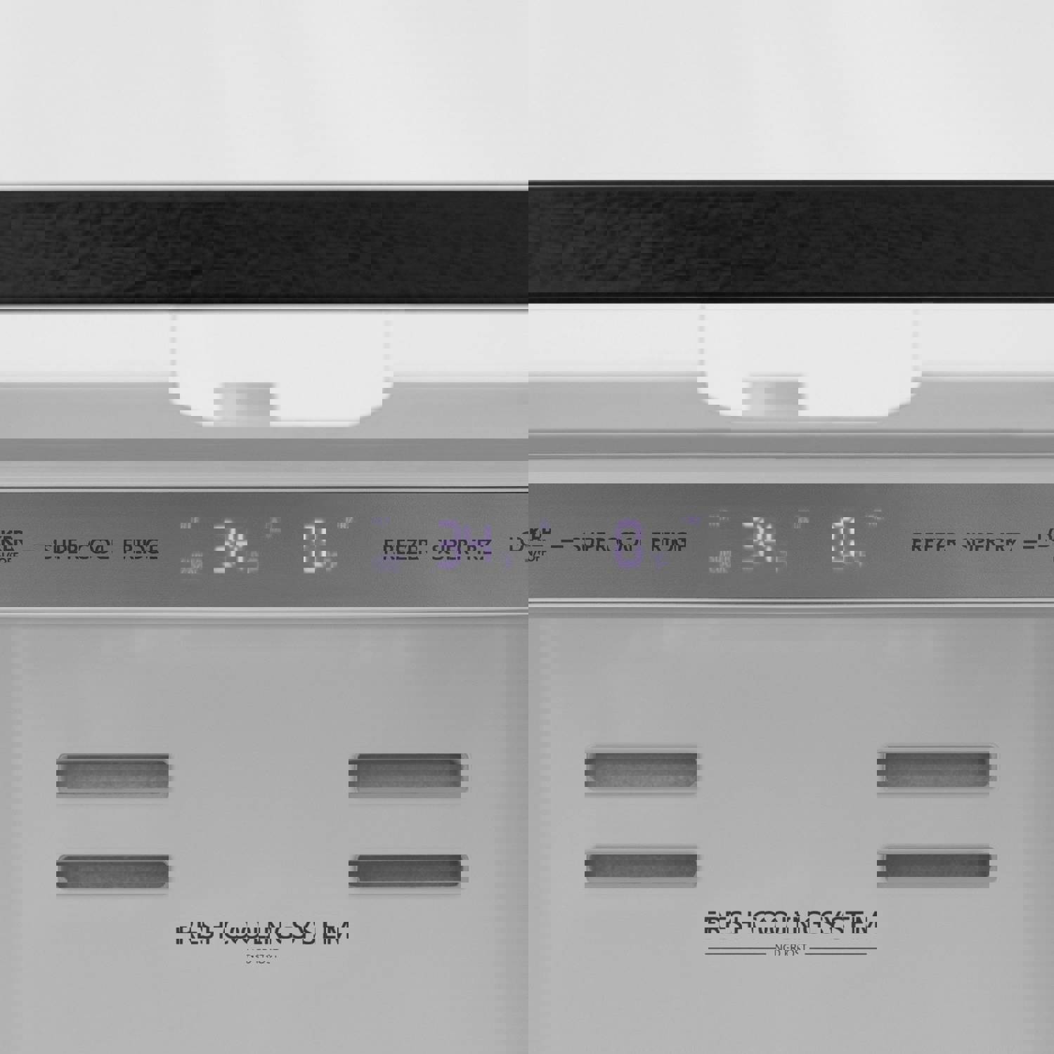 ZLINE 36 in. 22.5 cu. ft Built-in French Door Refrigerator with Ice Maker in Fingerprint Resistant Black Stainless Steel