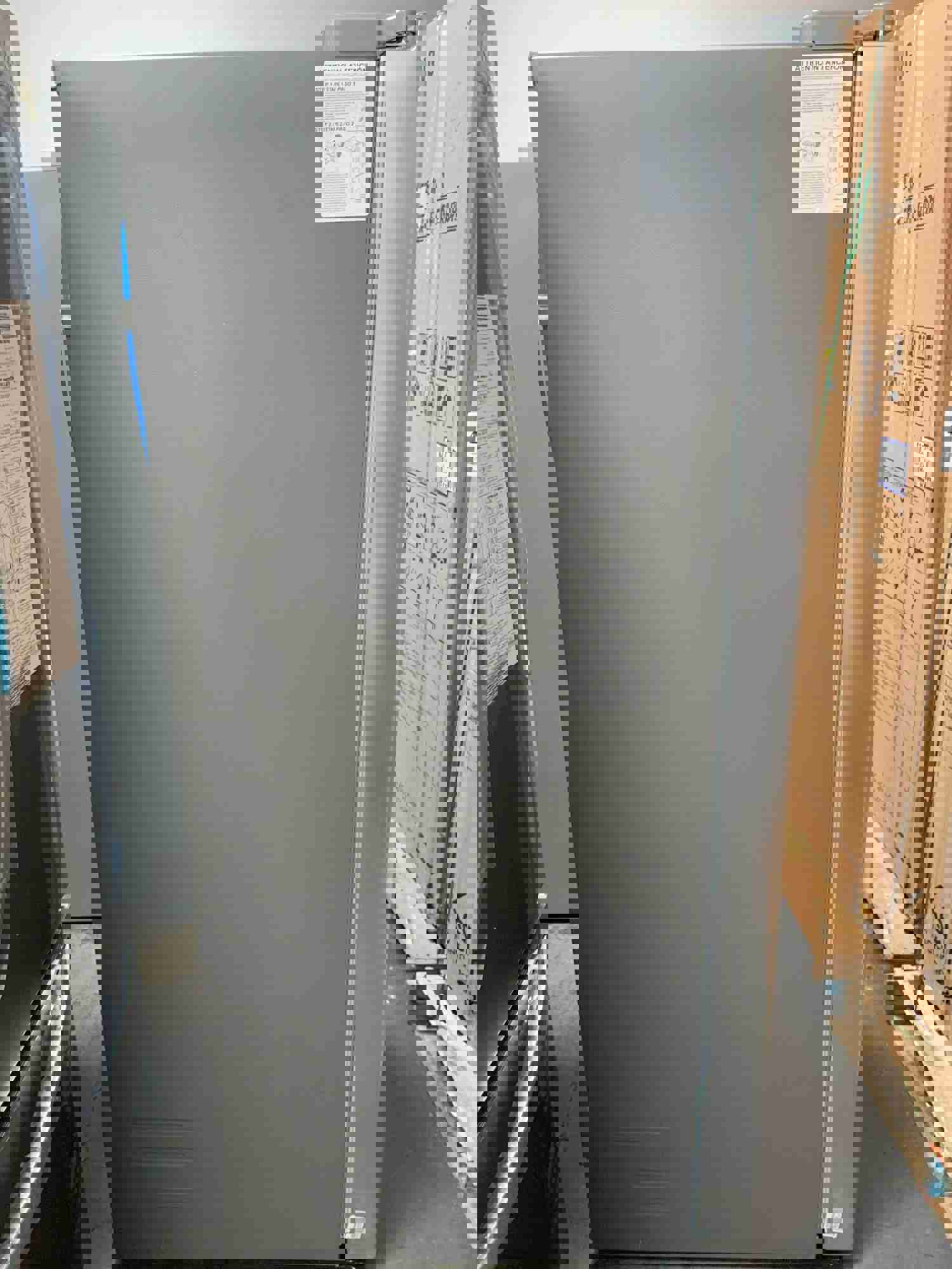 New Open Box LG 26.2 cu. ft. Side by Side Refrigerator with In-Door Ice Maker in Stainless Steel (Model: LSXS26326S)