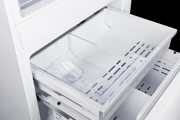 Hallman 30 Built-In Refrigerator with Interior Filtered Water Dispenser and Bottom Freezer