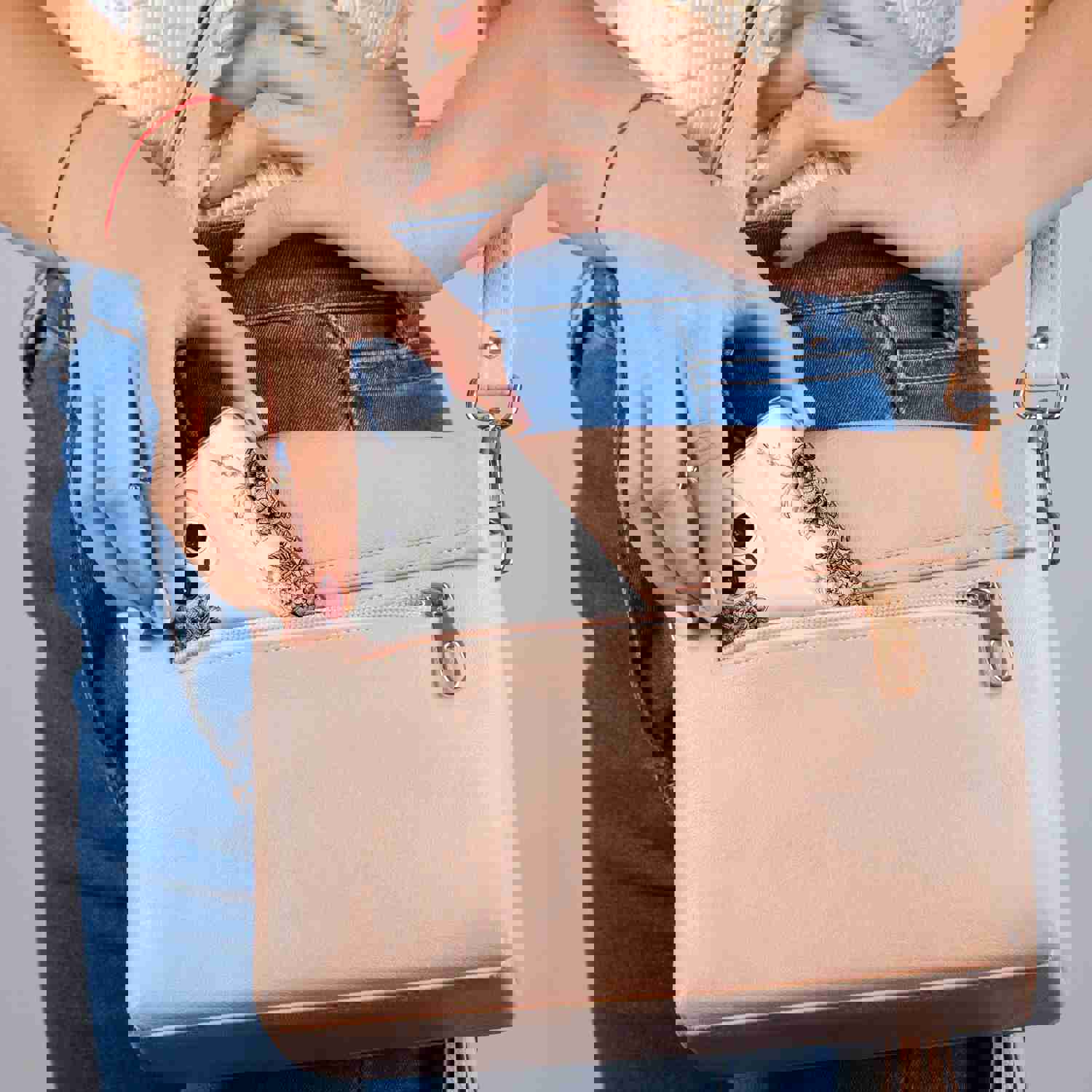 High-Quality TPU Clear Case with Vintage Flowers Design for iPhone & Samsung Phones