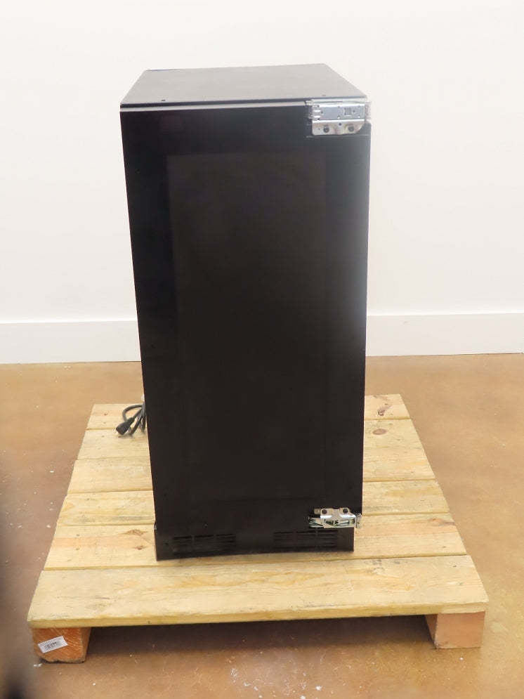 Marvel MLCR215IS01B 15 Built-In Undercounter Panel Ready Crescent Ice Maker