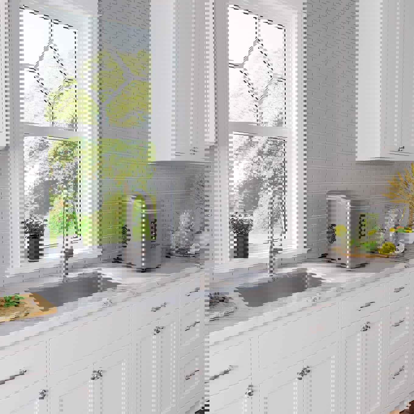 Edgestar PIM100SS Stainless Steel Portable Ice Maker