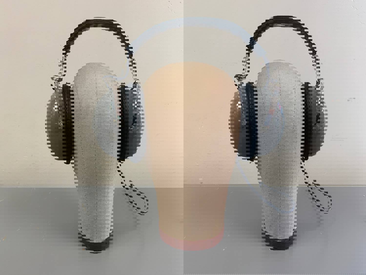 Pioneer SE-20A Vintage Stereo Headphones - Classic 1970s Sound