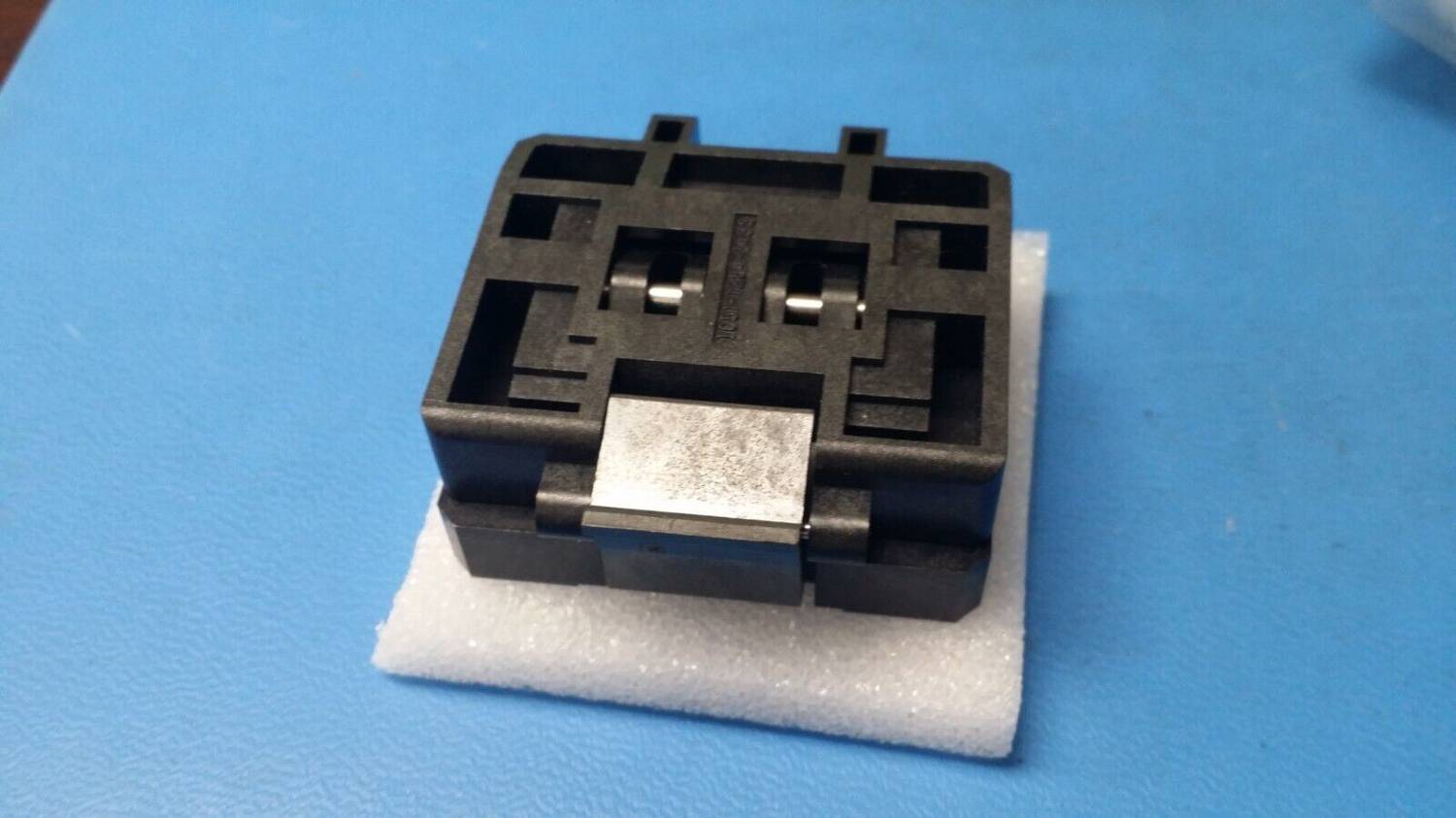 S-QFP-00-128-C2 EMULATION TECHNOLOGY IC TEST SOCKET IC51-1284-14331