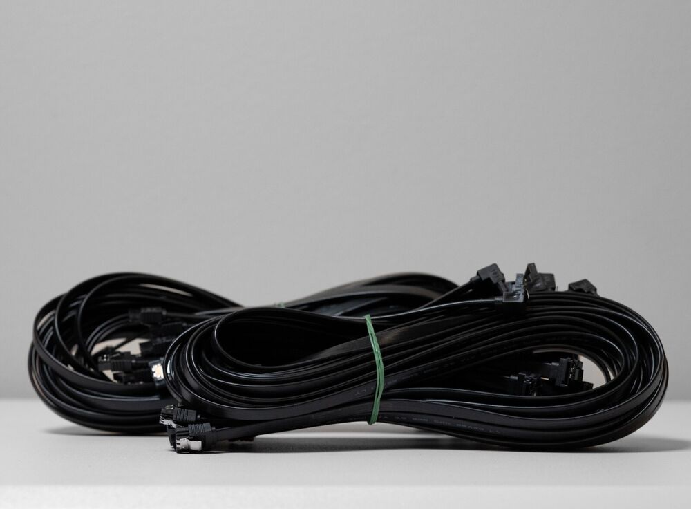 Chia Harvester JBOD Kit - High-Capacity Storage Solution for 44x 3.5" HDDs