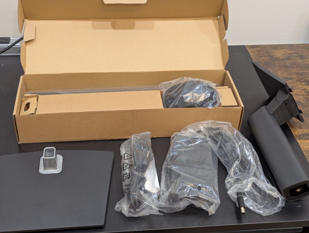 Dell OptiPlex 7410 AIO Desktop PC with 23.8" Display