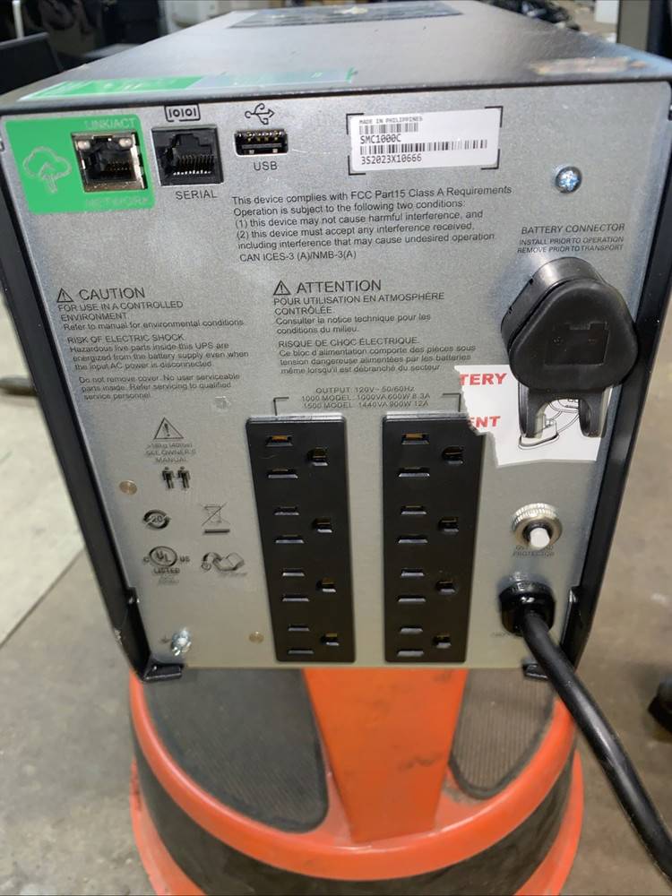 APC Smart-UPS C 1000VA Uninterruptible Power Supply