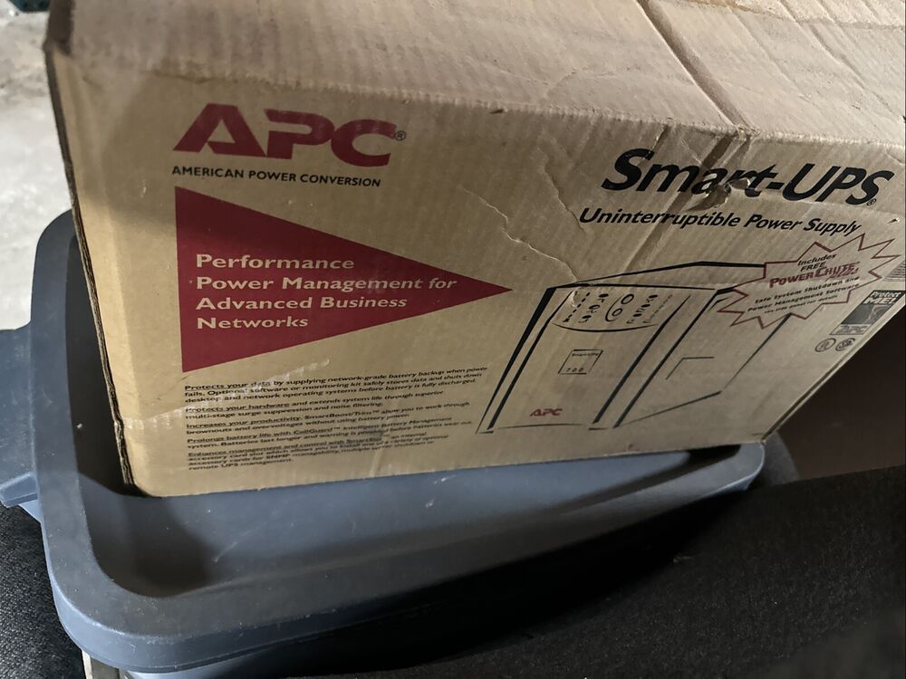 APC Smart UPS 700VA Power Supply - New 120V Model